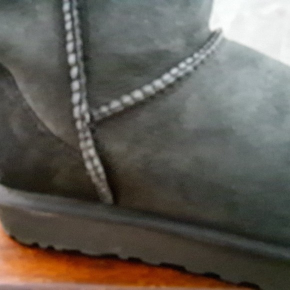 UGG Classic Tall II Boot 1016224 Women's 9 Black Twinface Winter Shearling Lined - Picture 11 of 13